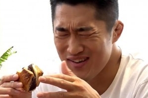 ‘전참시’ 김동현, ‘디저트 파이터’ 등극 “케이크+빵에 흥분”