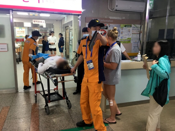 광주 클럽 구조물 붕괴 사고로 다친 외국인 수영선수