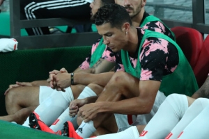 뻔뻔한 호날두 ‘노쇼’에 관중 손 든 법원 “입장료 절반 돌려줘라”