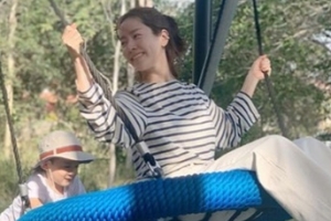 한지민, ‘조카 바보’ 근황 “민낯도 화보처럼”[EN스타]