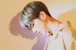강다니엘, ‘음반킹’ 등극… 솔로 앨범 하루 만에 34만장 역대급 판매