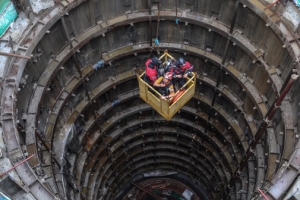 목동 빗물 펌프장서 시신 2구 발견…수색 21시간만