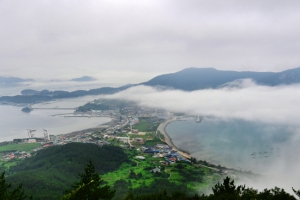 그 섬에 가면 배 이름조차 대한·민국·만세더라