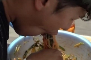 ‘전참시’ 오대환, 매니저 위한 열무국수 요리→손 먹방에 ‘경악’