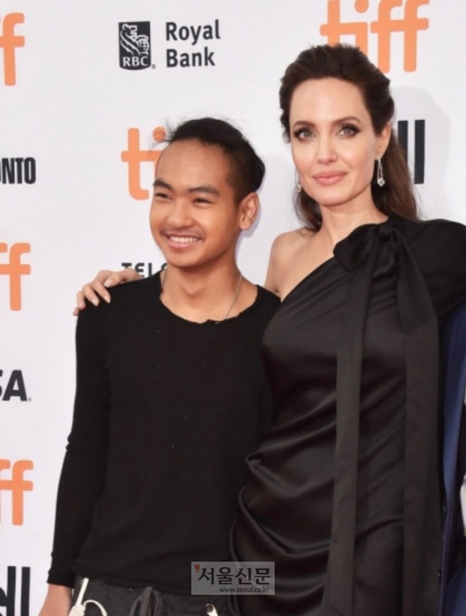 매덕스, 안젤리나 졸리