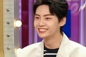 ‘라스’ 이진혁 “술·담배·카페인 NO” 청정돌 매력 공개