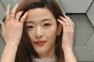 전지현 역사관 논란 “독립이나 민족정신 NO관심”