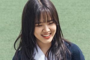 ‘열여덟의 순간’ 김향기, 아역美 걷어낸 심쿵 로맨스 “연기인생 제2막”