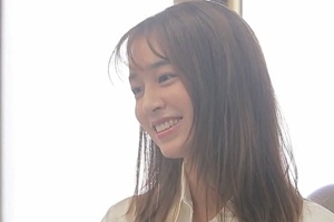 ‘세빌리아의 이발사’ 이발소에 뜬 이민정, 손님 발길 잡는 매력