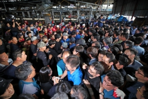 옛 노량진수산시장, 2년여 만에 모든 상점 폐쇄…“곧 철거 작업 돌입”