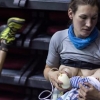 [동영상] 아기 젖 물리며 430㎞를 83시간에, 여성이 울트라 강한 이유