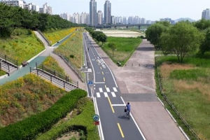 안양천 ‘신정교~양평교’ 자전거도로 밝아진다