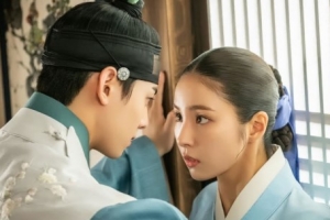 ‘신입사관 구해령’ 차은우, 신세경에 박력 벽치기 시도 “심쿵”