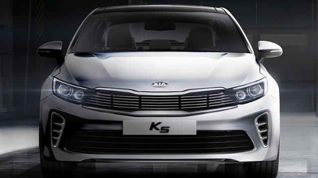 올해 11~12월쯤 출시 예정인 기아자동차 ‘K5’ 풀체인지(완전변경) 모델 예상도.  유튜브 채널버즈 캡처
