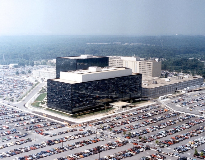미국 메릴랜드주 포트 미드에 있는 국가안전보장국(NSA) 본부 전경.위키미디어 