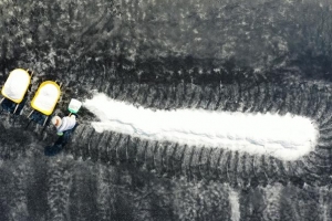 더우면 빛나는 염전