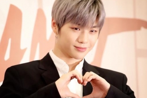 “식지 않는 인기” 강다니엘, 아이돌차트 77주 연속 1위