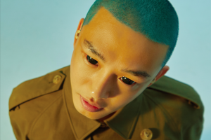 “어느 별에서 왔니” 유아인의 두 얼굴 [SSEN컷]