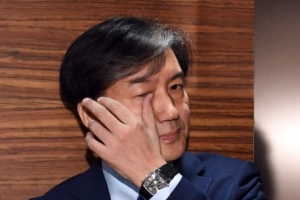 청와대, 조국 연이은 의혹에 “논의된 바 없다” 입장