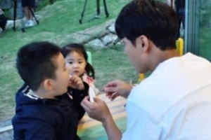 ‘리틀 포레스트’ 이승기, 프로발치러 변신 ‘이한이 이 뽑기 도전’