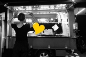 송강호, 박소담에 분식차 선물 ‘기생충 우정..계획이 있구나’