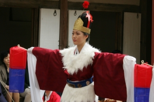 조선 전통무용과 세계 민족무용을 한자리에…세계민족무용의 발자취