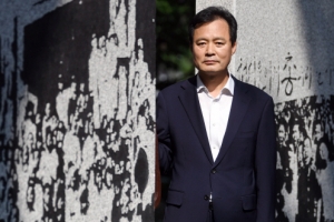 강북서 지역정치 입문… 뚝심으로 무장한 ‘3선’ 구청장