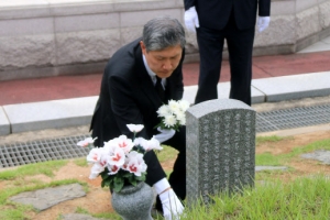 [사설] 5·18 대리 사죄한 노태우, 발포 진상도 밝혀야