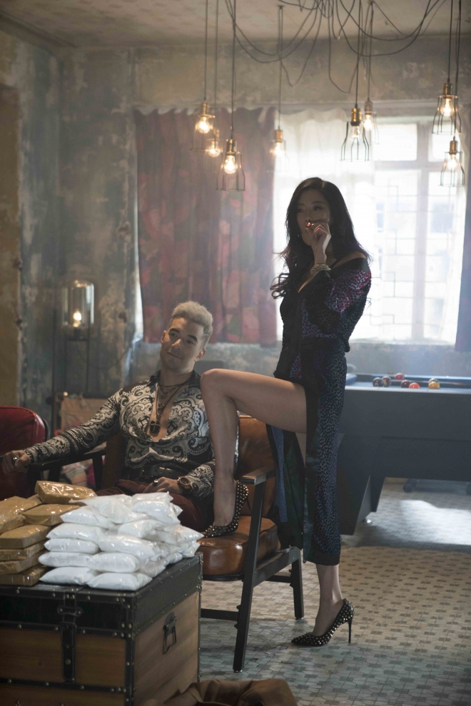 클라라 ‘침입자들’