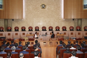 尹정부 첫 대법관, 전통적 ‘서오남’ 판사가 될까…후보군 21인 공개