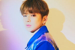 강다니엘X뮤플리, 섹시한 춤선·드론 연출로 업그레이드된 퍼포먼스 공개