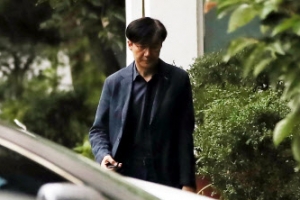 조국 딸, 엄마 재직 중인 동양대서 총장상 받아… 檢 수사 급물살