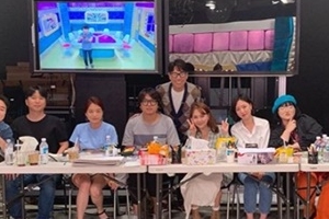 “12년간 내 일터” 윤종신, ‘라디오스타’ 마지막 인증샷 [EN스타]