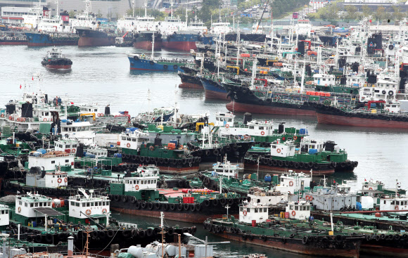 태풍 ‘링링’ 북상에 대피한 선박들