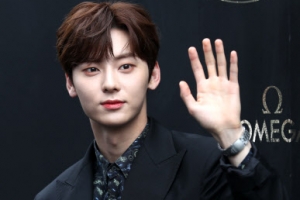 [포토] 뉴이스트 황민현 ‘왕자님 비주얼’