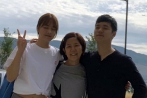 이성미 아들, 언제 이렇게 컸어? ‘연예인 외모’ [EN스타]