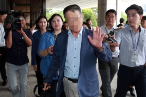 청문회날에도 무더기 소환…檢 조국 ‘3대 의혹’ 검증 (종합)