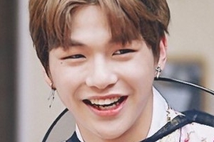 강다니엘, 한복이 가장 잘 어울리는 스타 1위 “넓은 어깨 덕분”
