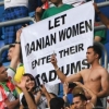 남장해 축구 경기장 입장하려다 감옥 가게 된 이란 여성 분신 사망