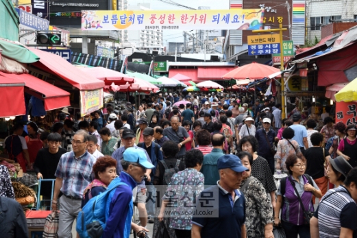 [서울포토] ‘추석을 이틀 앞둔 청량리 시장’