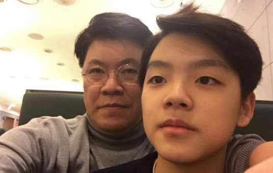 장제원(왼쪽) 자유한국당 의원과 그의 아들 장용준씨. 장제원 의원 페이스북 캡처