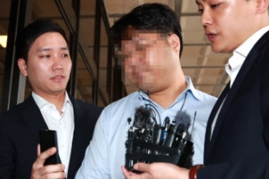 [포토] 검찰 향하는 ‘조국 가족펀드’ 운용사 대표