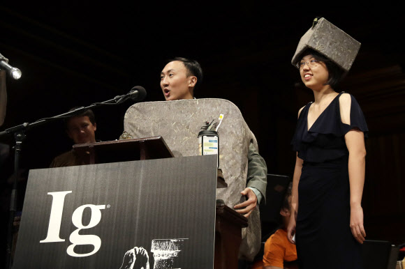 David Hu, Patricia Yang