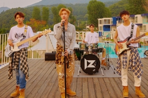 [이정수의 원픽] 늦여름 적신 청량함… 아이돌 밴드 아이즈