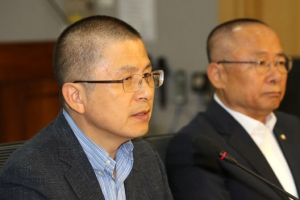 황교안 “가짜뉴스 본산은 대통령·청와대·여당”