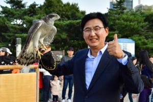 “공주·부여와 교류… 백제 역사 체험형 축제 뜻깊어”