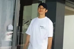 ‘44억 빌라 매입설’ 정해인이 북촌에 간 이유 [EN스타]