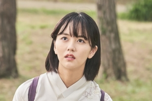 ‘조선로코 녹두전’ 장동윤X김소현X강태오, 설레는 삼각♥ ‘달콤 두 손’