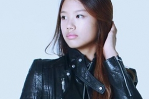 이동국 딸 재시, 모델 첫 프로필사진 공개 ‘남다른 다리 길이’