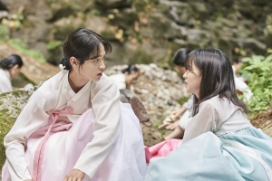 ‘녹두전’ 과부촌 장동윤, 김소현과 ‘심쿵’ 눈맞춤 “밤엔 상남자”